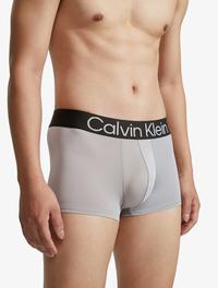 Gambar CALVIN KLEIN UNDERWEAR - BOLD LOGO LOW RISE 3 PACKS TRUNK - Multicolor, S dari Calvin.Klein Kab. Karawang 5 Tokopedia