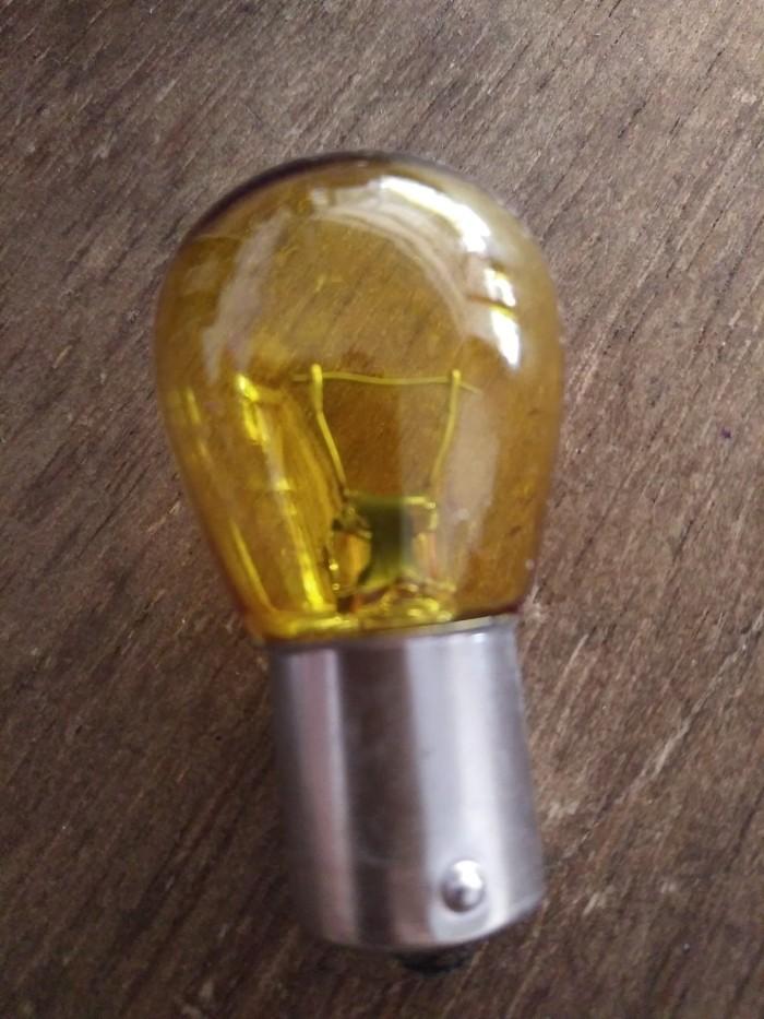 Gambar Lampu Bohlam Besar Sen Mobil Bus Truk Kuning 24V 21W Kaki 1 dari JayaRayaParts Kab. Tangerang Tokopedia