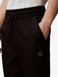 Gambar CALVIN KLEIN JEANS - 90S STRAIGHT DENIM PANTS - Black - Black, S dari Calvin.Klein Kab. Karawang 1 Tokopedia