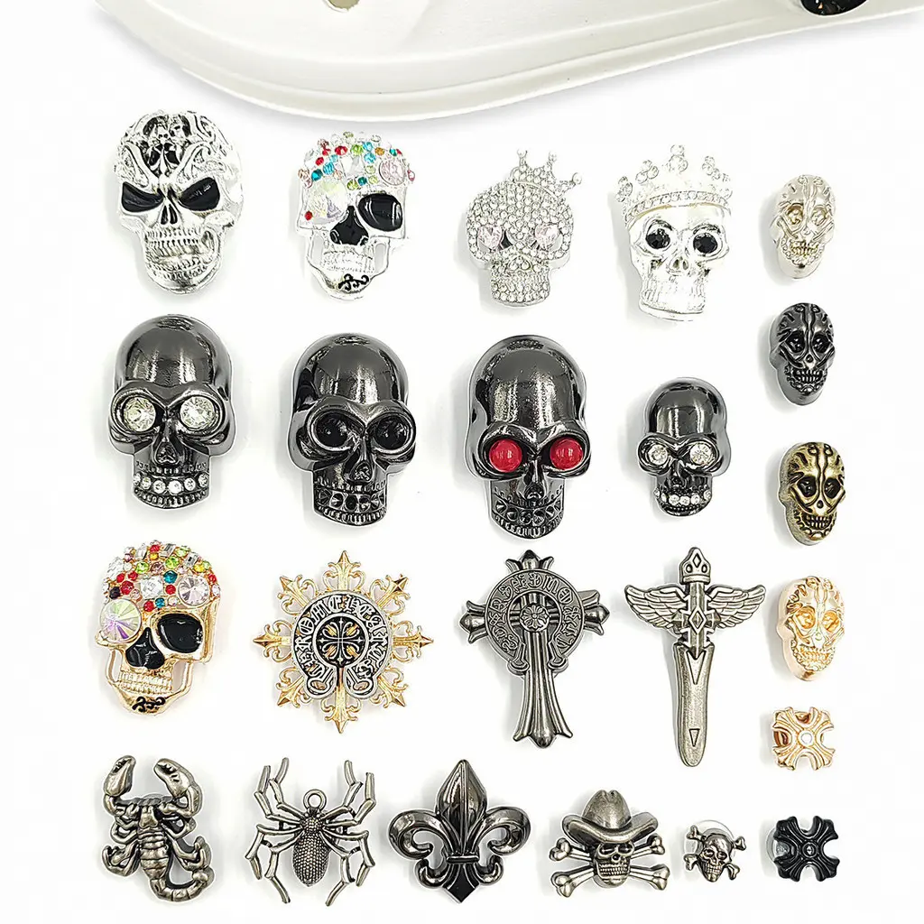 654 Pin Sandal Bros Metal Skul Bone Hiasan Sendal Sepatu Lubang Charm