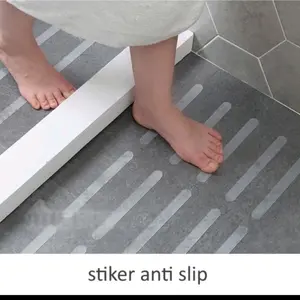 Stiker Glow In The Dark Anti Slip Tangga Anti Slip Kamar Mandi