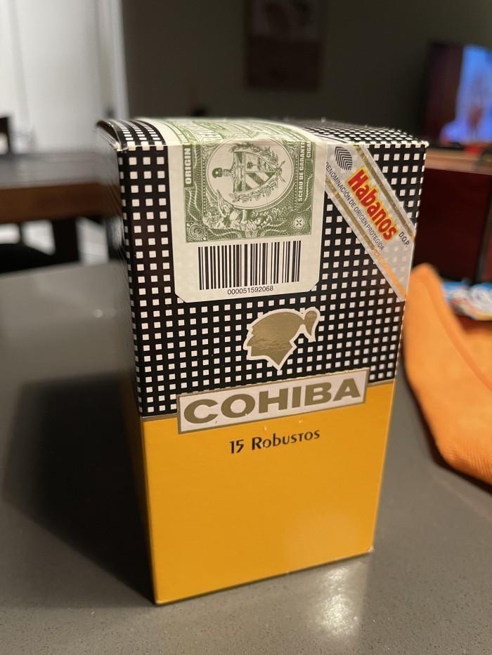 COHIBA ROBUSTO / ROBUSTOS PAPER BOX (PACK OF 15)