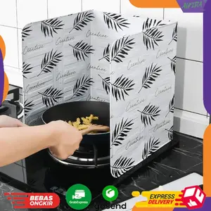 Pelindung Anti Cipratan Minyak Splash Guard Aluminium 845x327mm Tahan Panas Mudah Dibersihkan