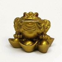 Gambar Patung Kodok Kaki 3 FSTLT dari Jnanacrafts Kab. Gianyar 4 Tokopedia