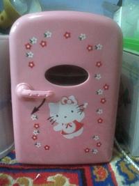 Gambar kulkas mini hello kitty dari AYCOshop Tokopedia Kota Bandung 1 Tokopedia