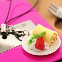 Gambar Dessert Rolled Cake Cell Phone Strap Hadiah Keren Gantungan Hp Handphone Iphone dari Kadokeren Kota Surabaya 1 Tokopedia
