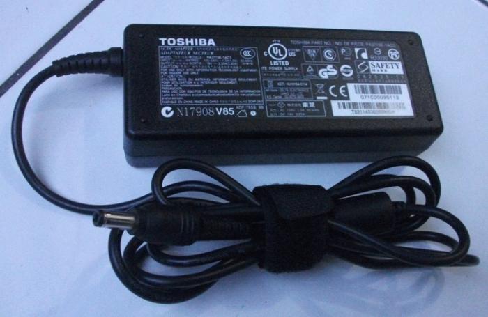 Gambar Adaptor Charger Original Toshiba 19V 3.95A dari Somero Elektronika Kota Bandung Tokopedia
