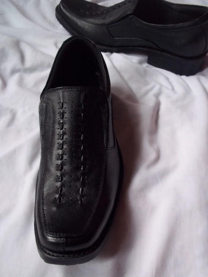 Gambar Jual Sepatu Formal Pria terbuat dari Kulit Asli Magetan, type DarkAny size 38 dari Decangkir Kab. Magetan Tokopedia