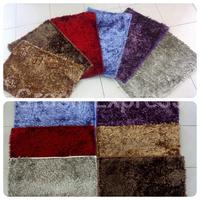 Gambar Keset Kotak Kilap 50*80 dari Grosir Express Kota Administrasi Jakarta Barat 3 Tokopedia