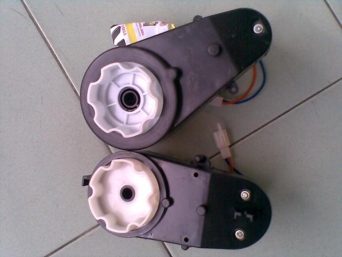 Gambar Gear box / dynamo mobil mainan dari aneka sejahtera toko pedia Kota Surabaya Tokopedia