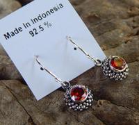 Gambar Anting perak model hook motif jawan batu merah dari Jnanacrafts Kab. Gianyar 1 Tokopedia