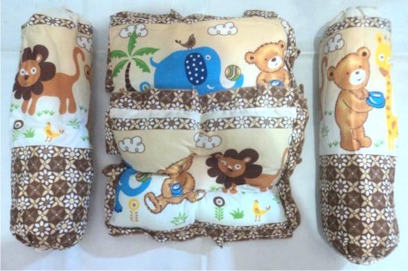 Gambar Bantal Guling ÃÂ¢ÃÂÃÂBaby QueenÃÂ¢ÃÂÃÂ ( 2 bantal, 2 guling) dari Grosiran Pasar Klewer Kota Surakarta Tokopedia