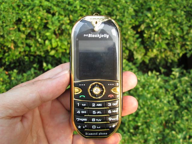 Gambar hape mini (mungil), Blackjelly BJ168, baru, antik dari CNC phoneshop Kota Administrasi Jakarta Pusat Tokopedia