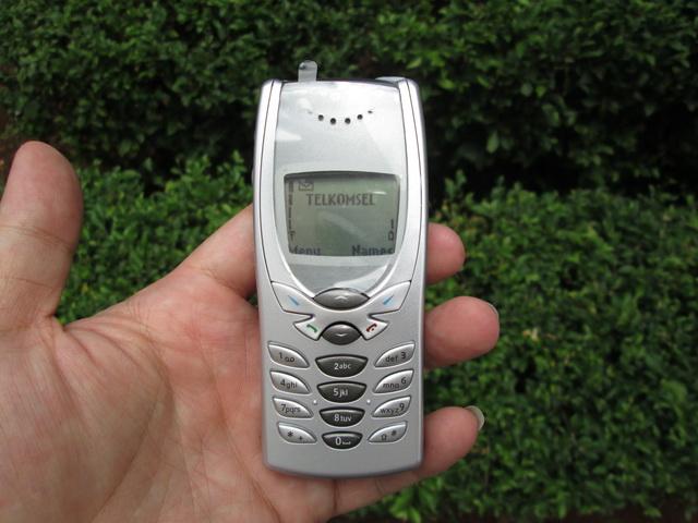 Gambar NOKIA 8250 jadul, mulus abis, kolektor item dari CNC phoneshop Kota Administrasi Jakarta Pusat Tokopedia