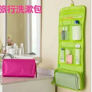 TAS / DOMPET PERALATAN MANDI TRAVEL