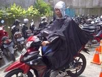 Gambar Cover Motor Dual Fungsi (Bisa Sebagai Jas Hujan) Untuk Motor SPORT dari andreykeren04 Store Kab. Bogor 5 Tokopedia