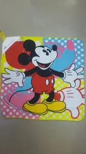 sapu tangan mickey mouse