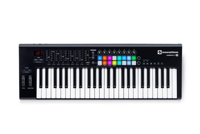 Gambar ALAT DJ : NOVATION LAUNCHKEY 49 MKII| VOXOA, NUMARK, PIONEER, TRAKTOR dari thelittlemidistore Kota Administrasi Jakarta Pusat Tokopedia