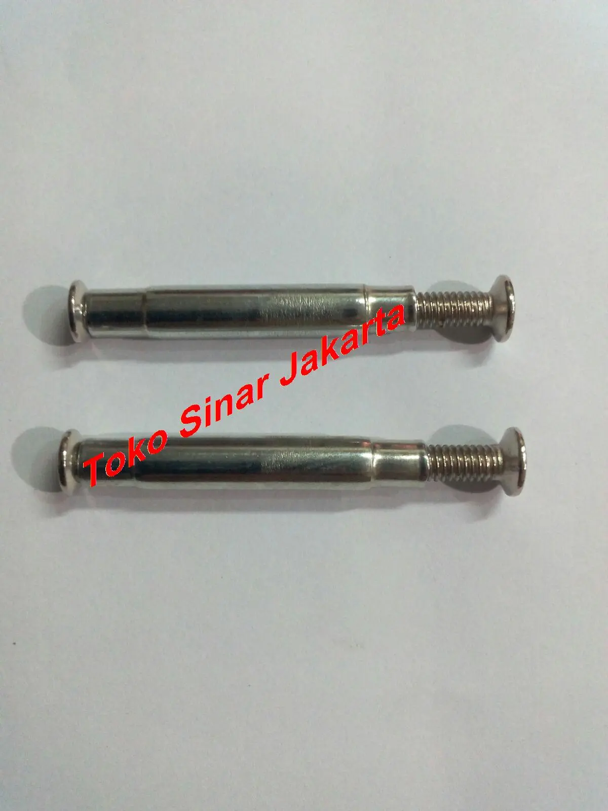 Baut Tembus / Sambung untuk handle pintu