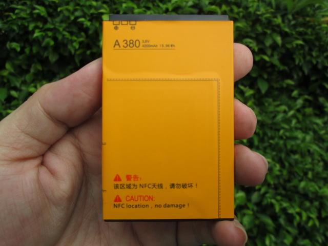 Gambar baterai buat hape outdoor RUNBO (Runbo X6, Runbo X5, dll), original dari CNC phoneshop Kota Administrasi Jakarta Pusat Tokopedia