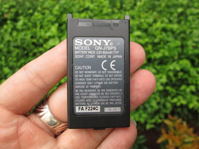 Gambar baterai hape Sony jadul, Sony CMD J7, original dari CNC phoneshop Kota Administrasi Jakarta Pusat Tokopedia
