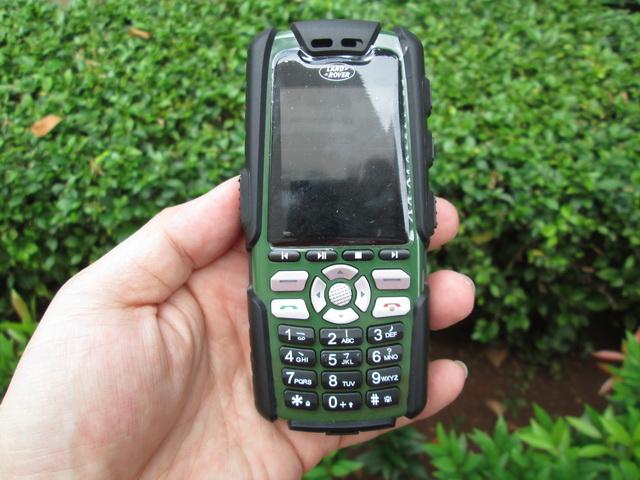 Gambar Hape Outdoor Murah Landrover A9i Water Dust Shock Proof Analog TV dari CNC phoneshop Kota Administrasi Jakarta Pusat Tokopedia