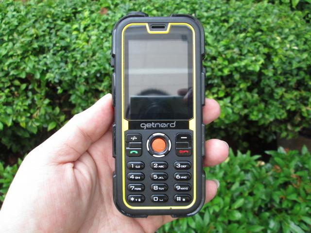 Gambar Hape Outdoor Getnord Walrus IP68 Military Standard Waterproof dari CNC phoneshop Kota Administrasi Jakarta Pusat Tokopedia