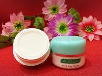 Gambar dr Faccia Acne Day Cream-Tabir Surya Kulit Berjerawat( 02 003 001) dari Theraskinbest Kota Administrasi Jakarta Barat 4 Tokopedia