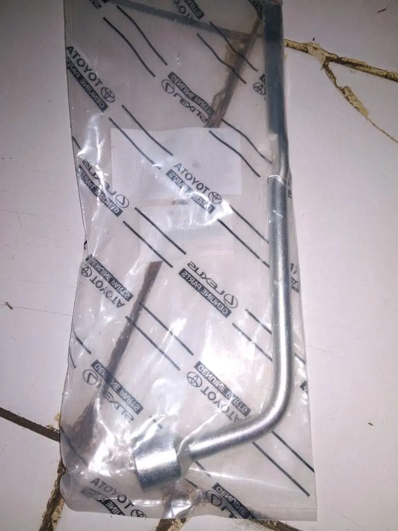 kunci roda innova kijang kapsul original