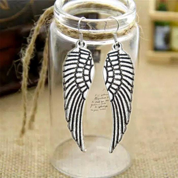 Gambar ANTING ANGEL WINGS dari charlotte bowtique Kota Administrasi Jakarta Barat Tokopedia