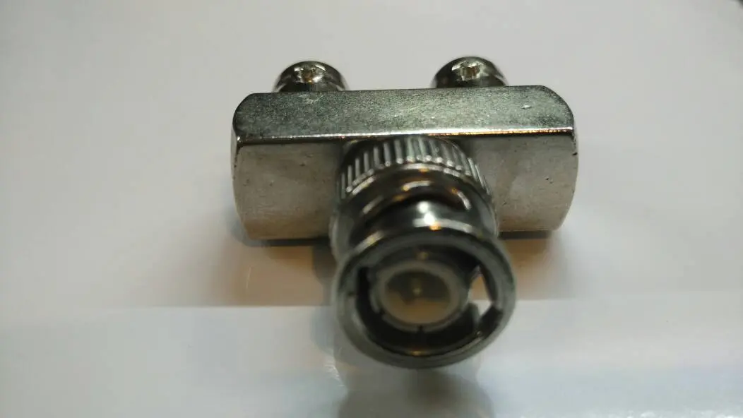 connector T 1 bnc male to 2 bnc female bagus