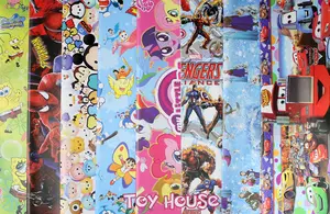 Kertas Kado Karakter