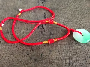 Kalung Tali Merah / Liontin Giok