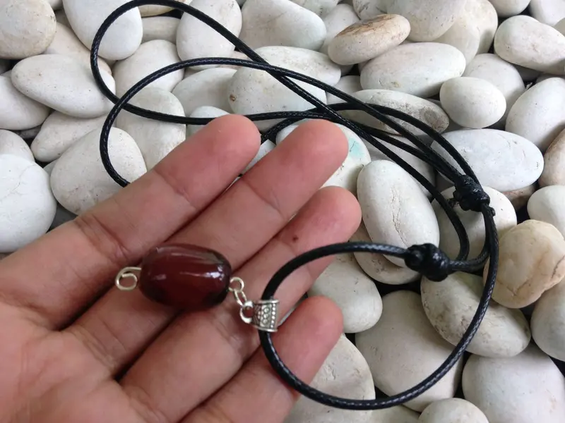 Kalung Panjang Tali Leather Rop Liontin Batu Alam Oval 1
