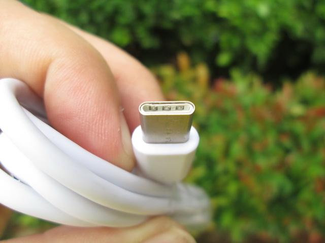 Gambar Kabel Charger Blackview BV7000 Outdoor Phone Original Blackview dari CNC phoneshop Kota Administrasi Jakarta Pusat Tokopedia