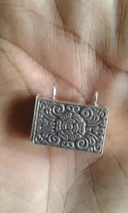 Badong Bayi Wadah jimat Wadah tali pusat