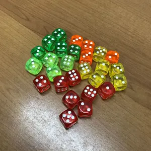 dadu mainan warna warni