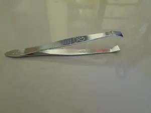 2Pcs Pinset / penjepit isi 2Pcs