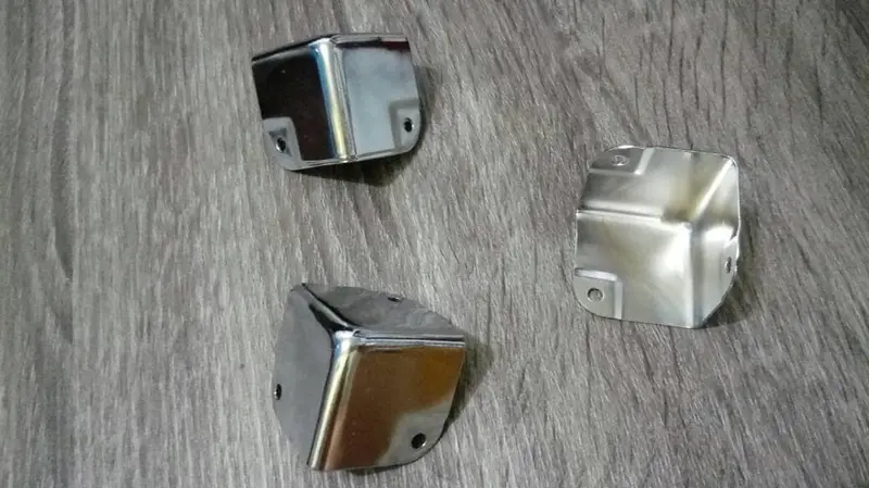 CORNER HARD CASE KOTAK 1