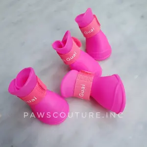 (A8) Sepatu Boots Karet Anjing Kucing Hewan Pet Dog Cat Shoes pink