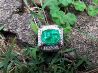 Gambar Natural Green Quartz QTZ007 Rasa Zamrud Columbia Ikatan Mewah dari CNC phoneshop Kota Administrasi Jakarta Pusat 3 Tokopedia