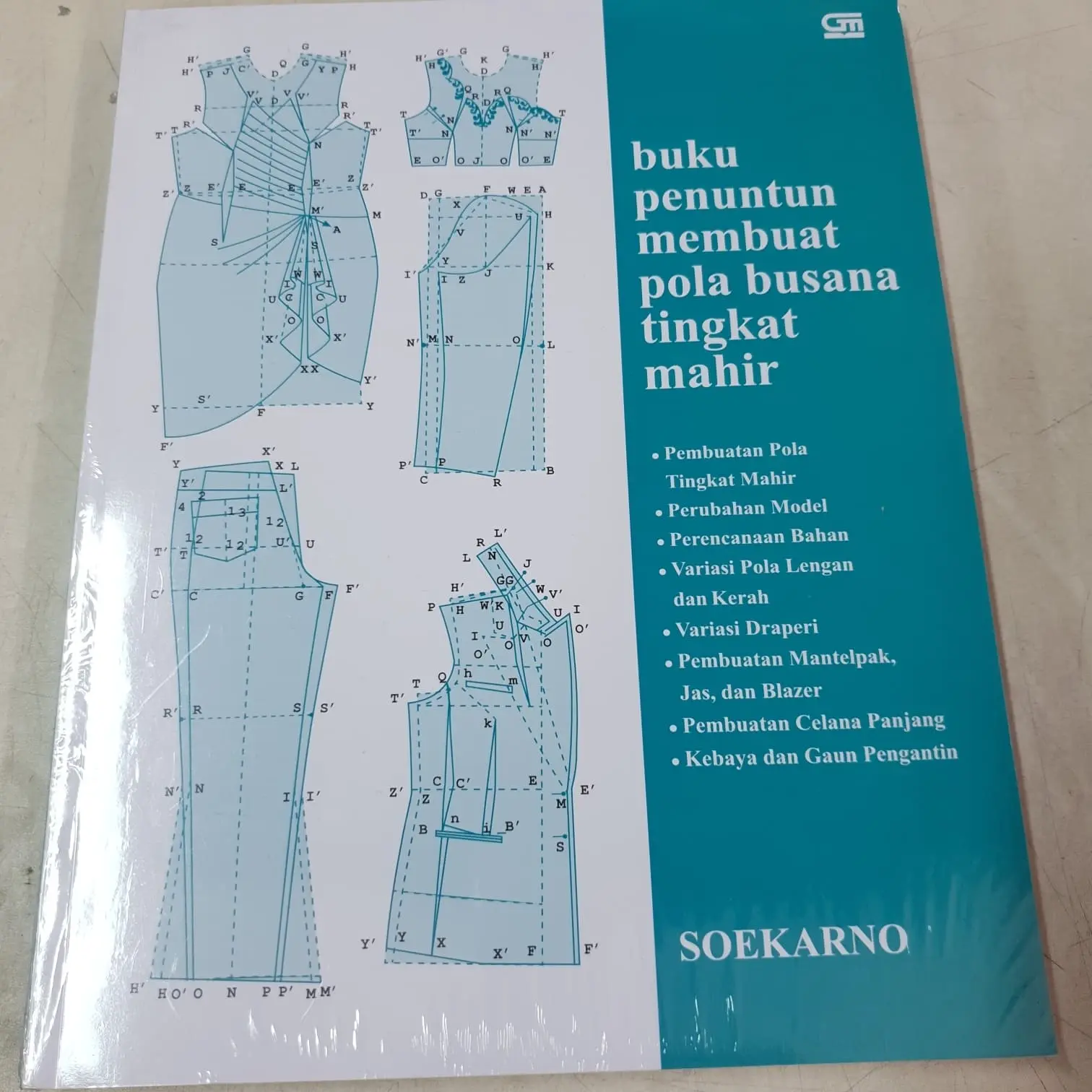 Buku Penuntun Membuat Pola Busana Tingkat Mahir