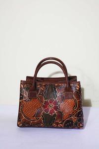 Gambar Tas Mini Arimbi Kulit Batik Sekar Kawung - Jogja Batik Handbag dari Djokdja Batik Online Kab. Sleman 3 Tokopedia