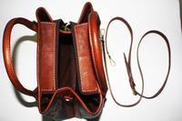 Gambar Tas Mini Arimbi Kulit Batik Kupu Hitam - Black Butterfly Batik Handbag dari Djokdja Batik Online Kab. Sleman 2 Tokopedia