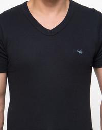 Gambar Kaos Oblong Hitam Crocodile V - Neck dari Grosir Pasar Klewer Solo Kota Surakarta 3 Tokopedia