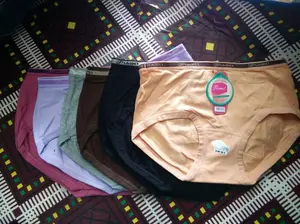 Celana dalam piaoli ukuran L n Xl