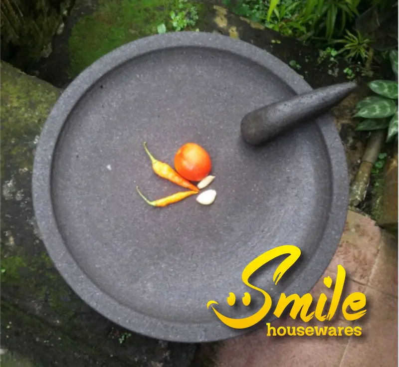Cobek Batu Asli Diameter 22 cm & Ulekan Batu 1