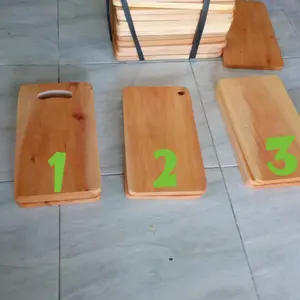 Talenan Kayu Mahoni 34 x 18,5 cm / Wooden Cutting Board