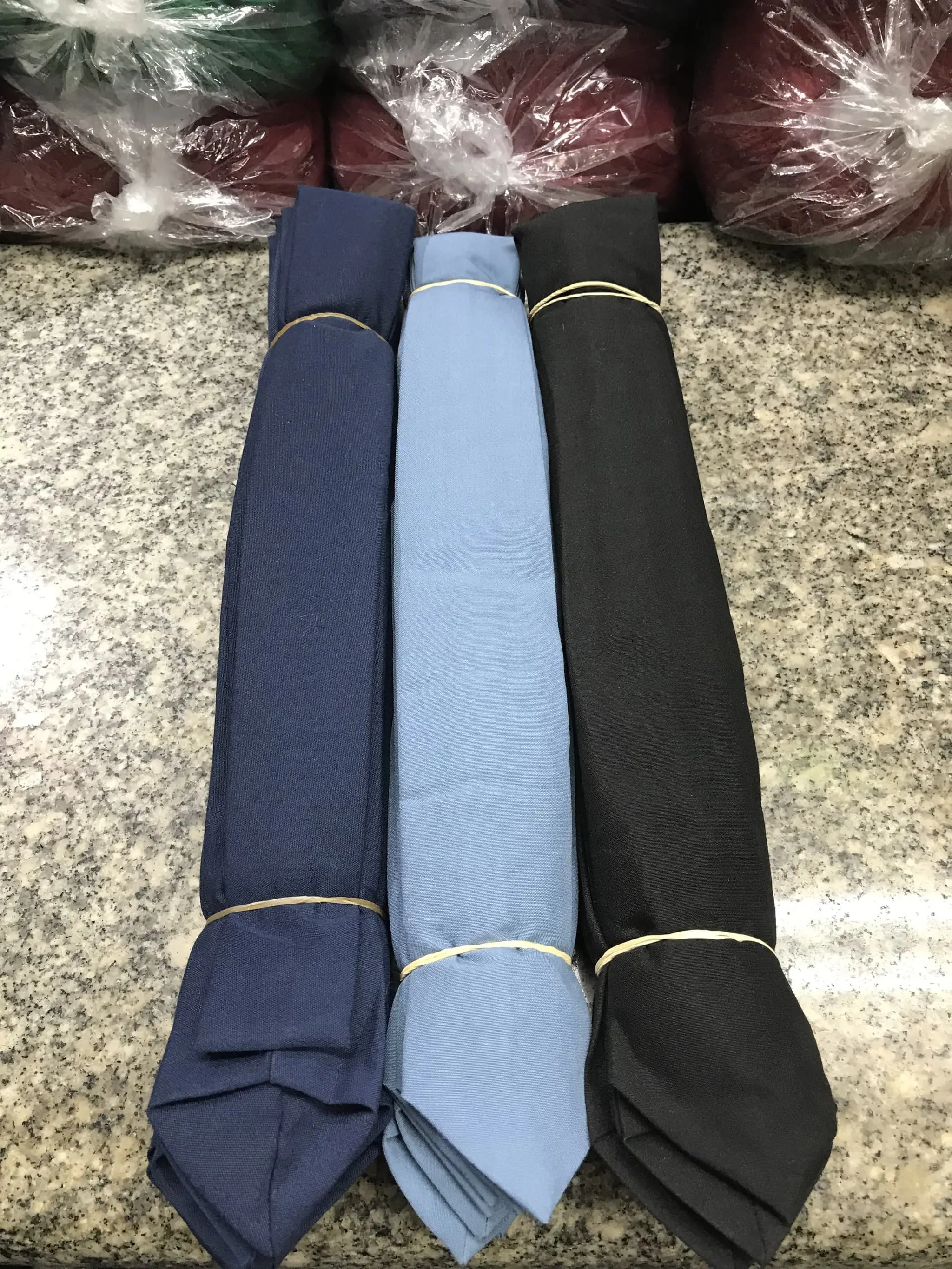 Dasi SMP/SMA/SMK polos panjang +- 140cm