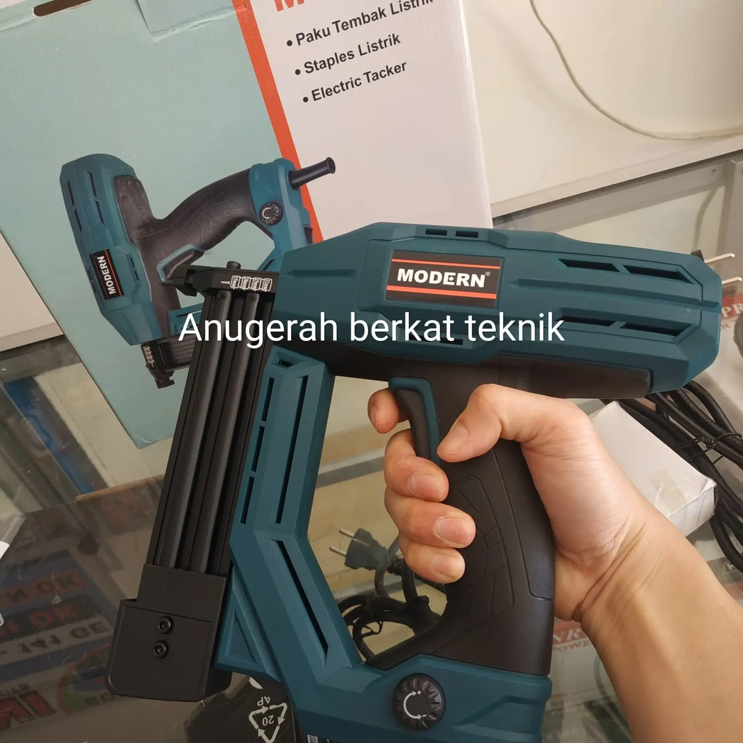 MESIN PAKU TEMBAK LISTRIK ELEKTRIK MULTIFUNGSI PAKU STAPLES NAILER